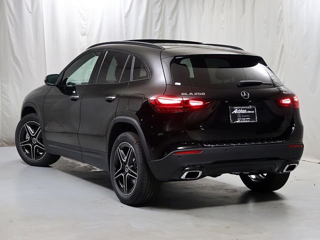 New 2026 Night Black Mercedes-Benz GLA 250 image 9