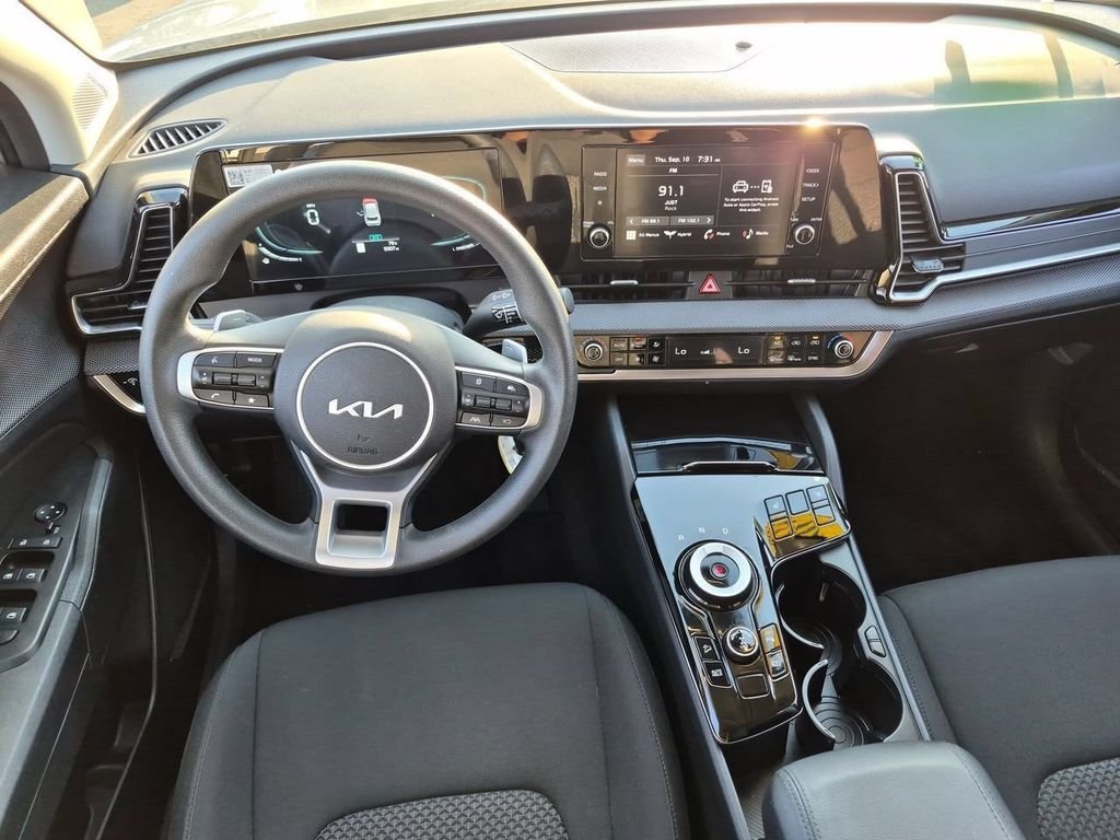Certified Used 2025 Steel Gray Kia LX image 20