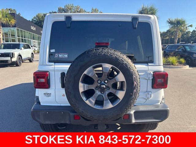 Used 2019 White Jeep Unlimited Sahara image 6