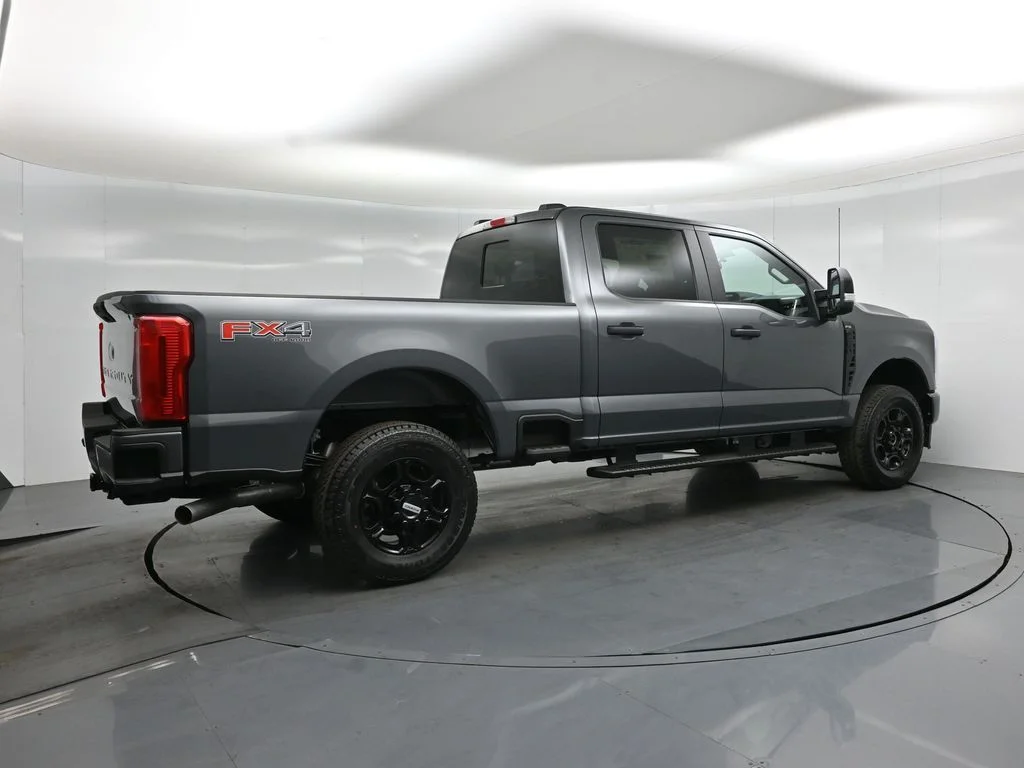 New 2026 Gray Ford XL image 21