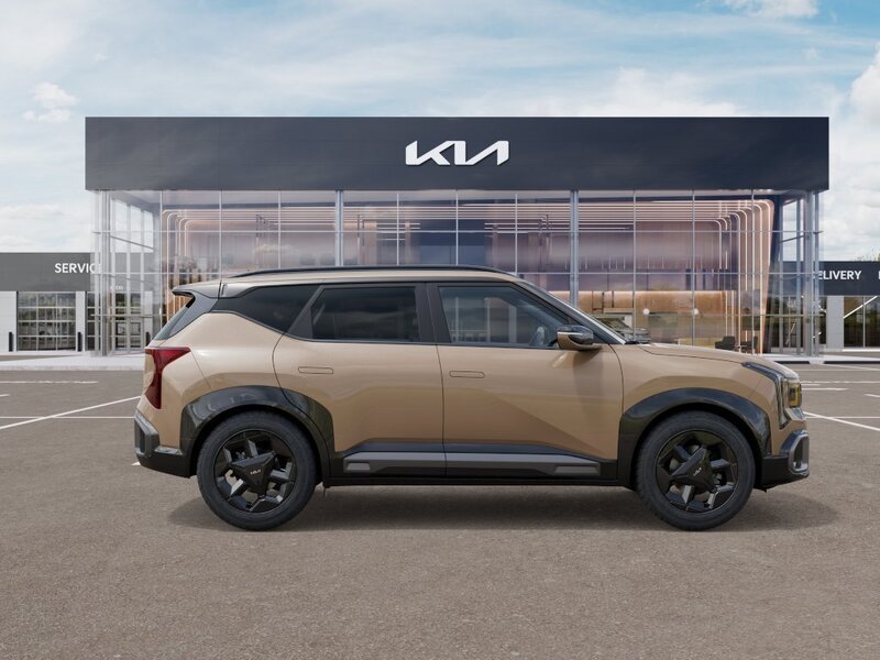 New 2027 Brown Kia X-Line S image 7