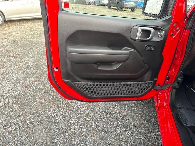 New 2026 Firecracker Red Clear-Coat Exterior Paint Jeep Sport S image 15
