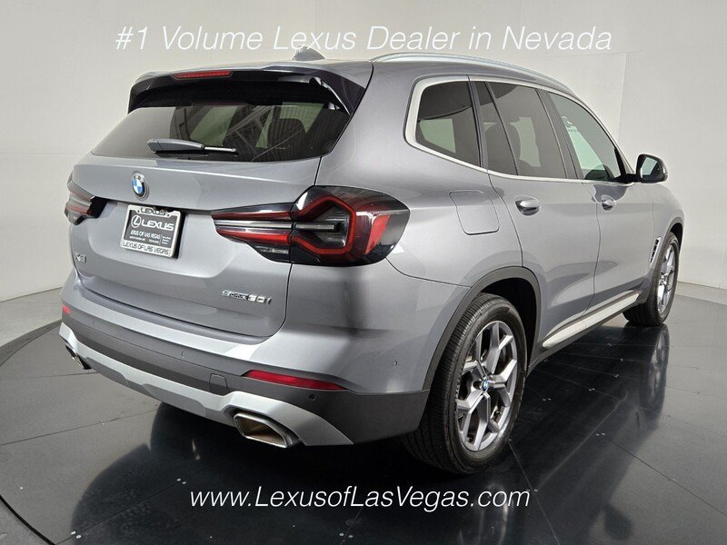 Used 2024 Gray Metallic BMW sDrive30i image 6
