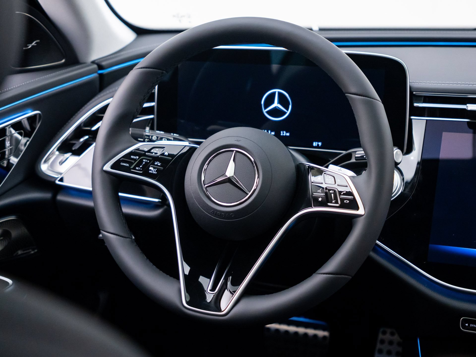 New 2027 Graphite Grey Metallic Mercedes-Benz E 450 image 53