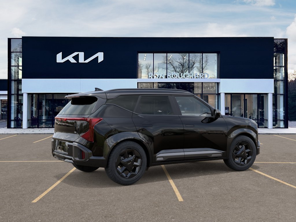 New 2027 Aurora Black Pearl Kia X-Line S image 6