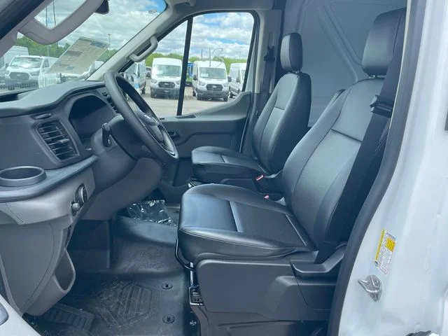 New 2026 Oxford White Ford Cargo Van image 23