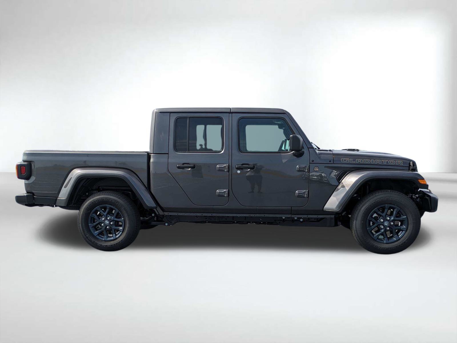 New 2026 Granite Crystal Metallic Clear-Coat Exterior Paint Jeep 85th Anniversary Edition image 3
