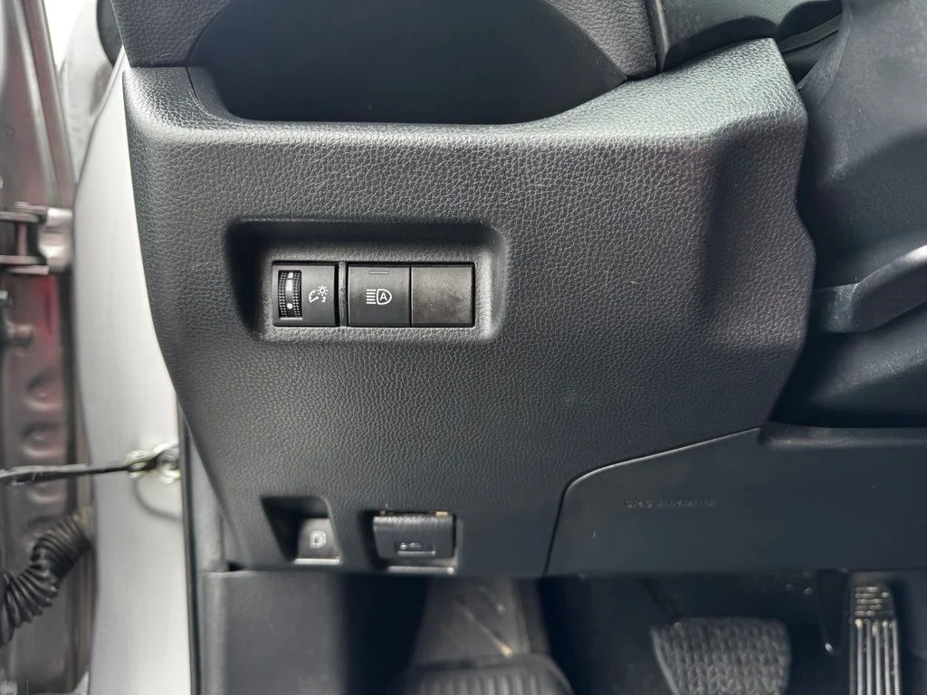 Used 2023 Silver Toyota LE image 24