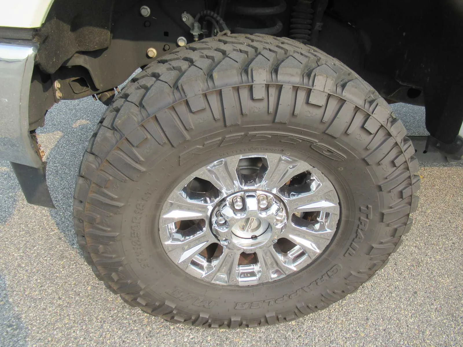 Used 2019 Oxford White Ford XLT image 11