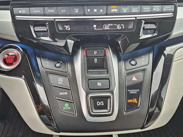 2025 Honda Odyssey Touring - Photo 38