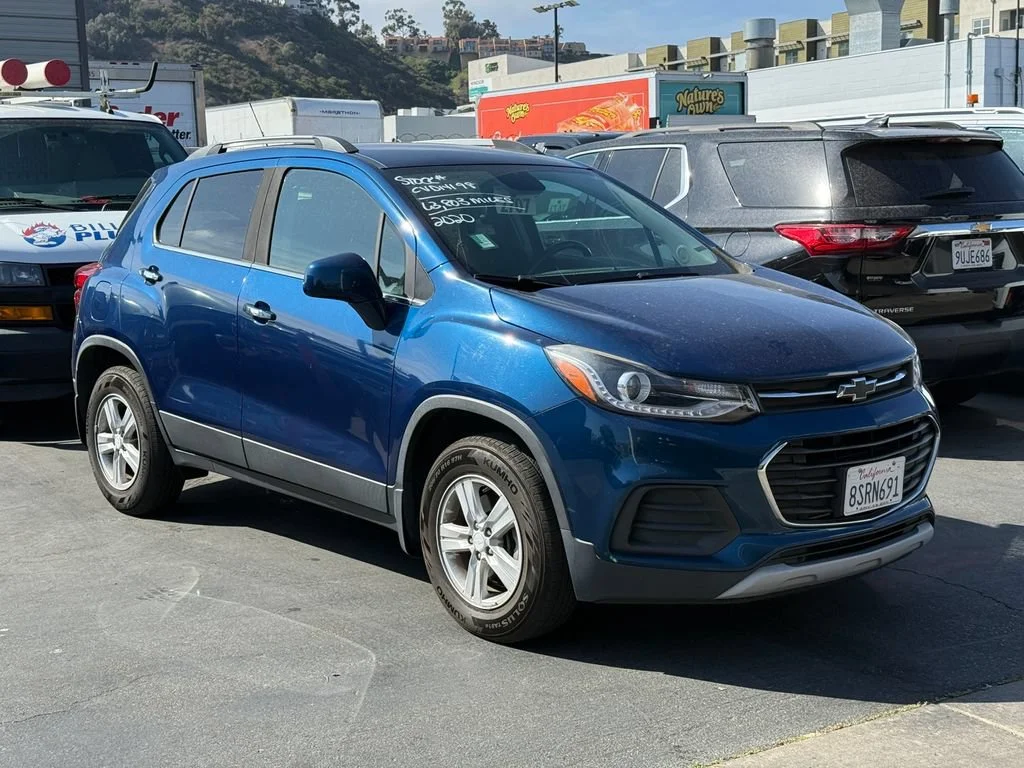 Used 2020 PACIFIC BLUE METALLIC Chevrolet LT image 20