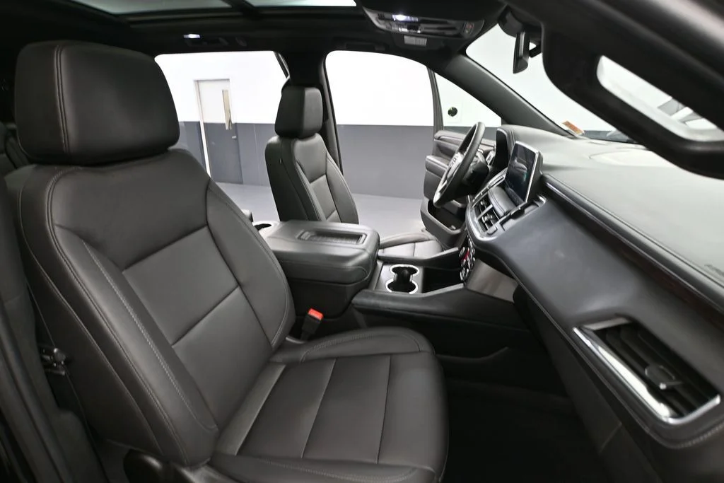 Used 2024 Black Chevrolet Z71 image 46