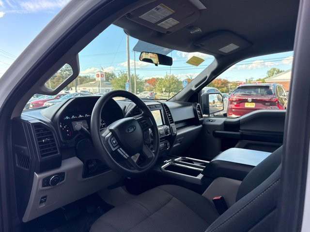 Used 2018 White Ford XL image 12