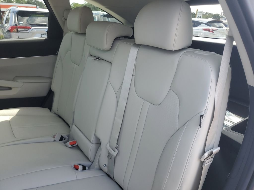 New 2026 Gray Kia S image 23