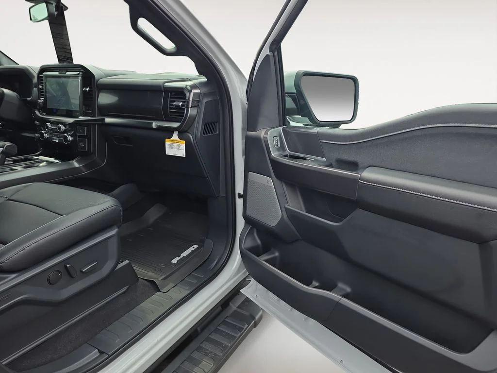 New 2026 AVALANCHE Ford LARIAT image 9