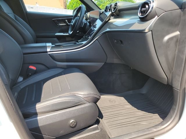 Certified Used 2023  Mercedes-Benz GLC 300 image 12