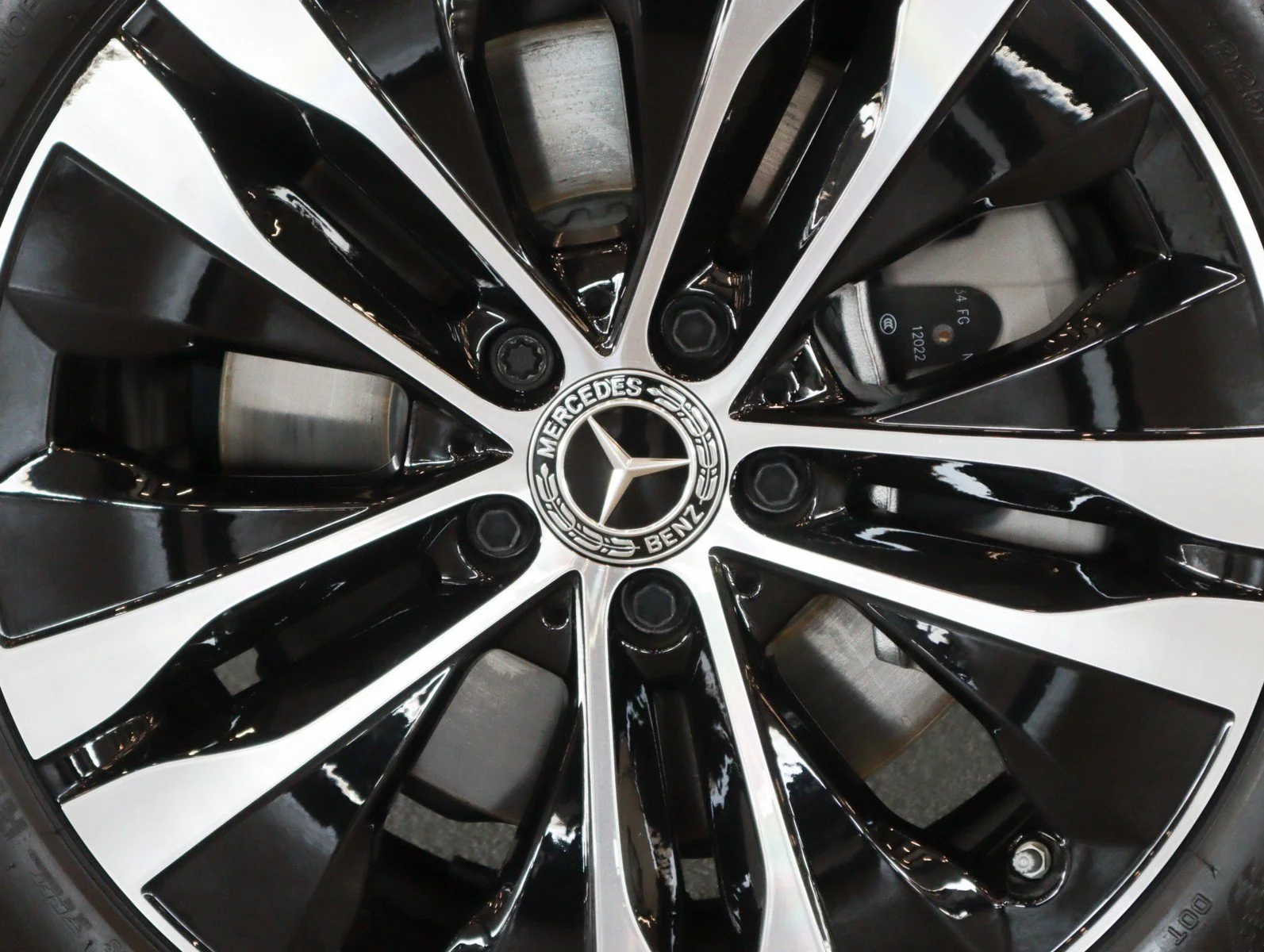 Used 2022 Gray Mercedes-Benz C 300 image 5