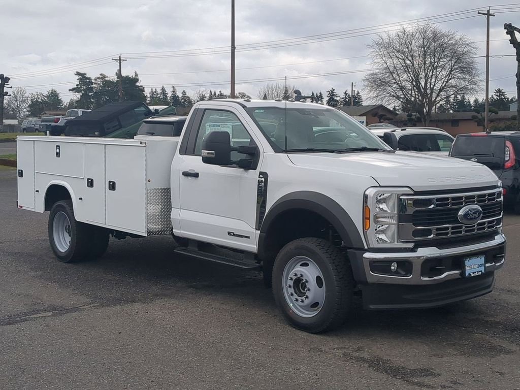 2024 Ford F-550 Super Duty Chassis Cab XL - Photo 43