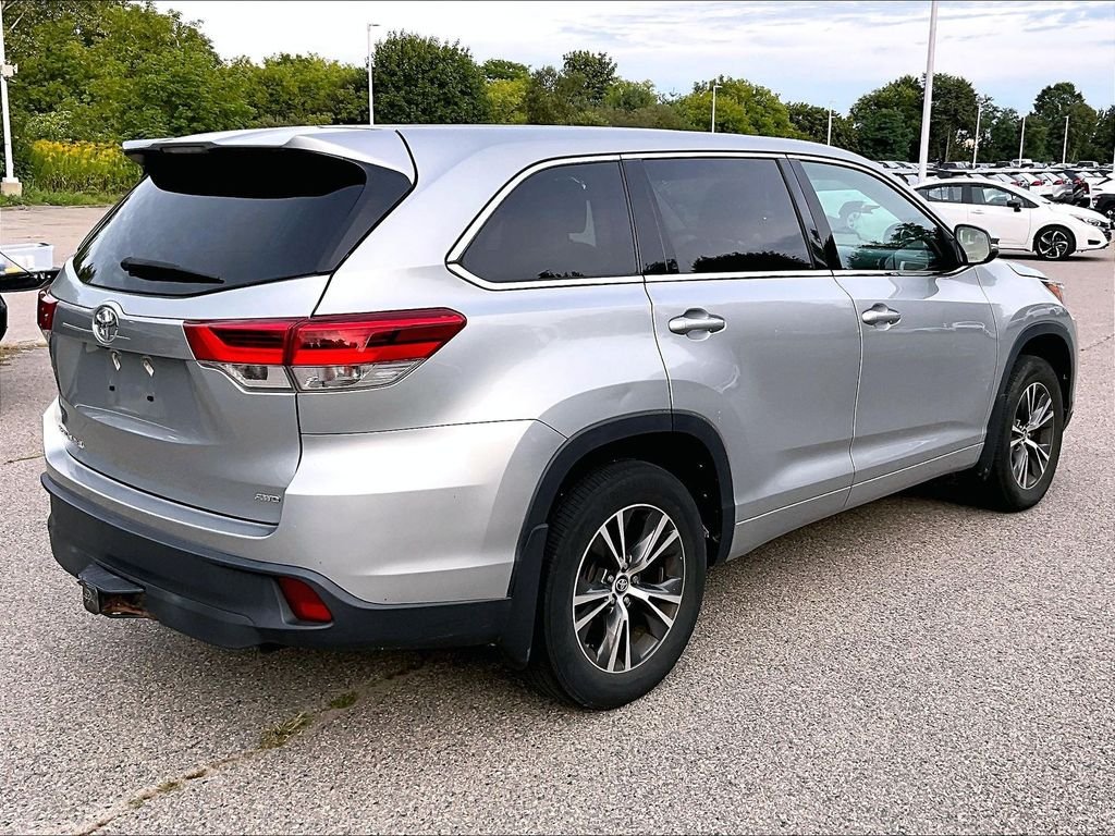 Certified Used 2018 Silver Toyota LE image 6