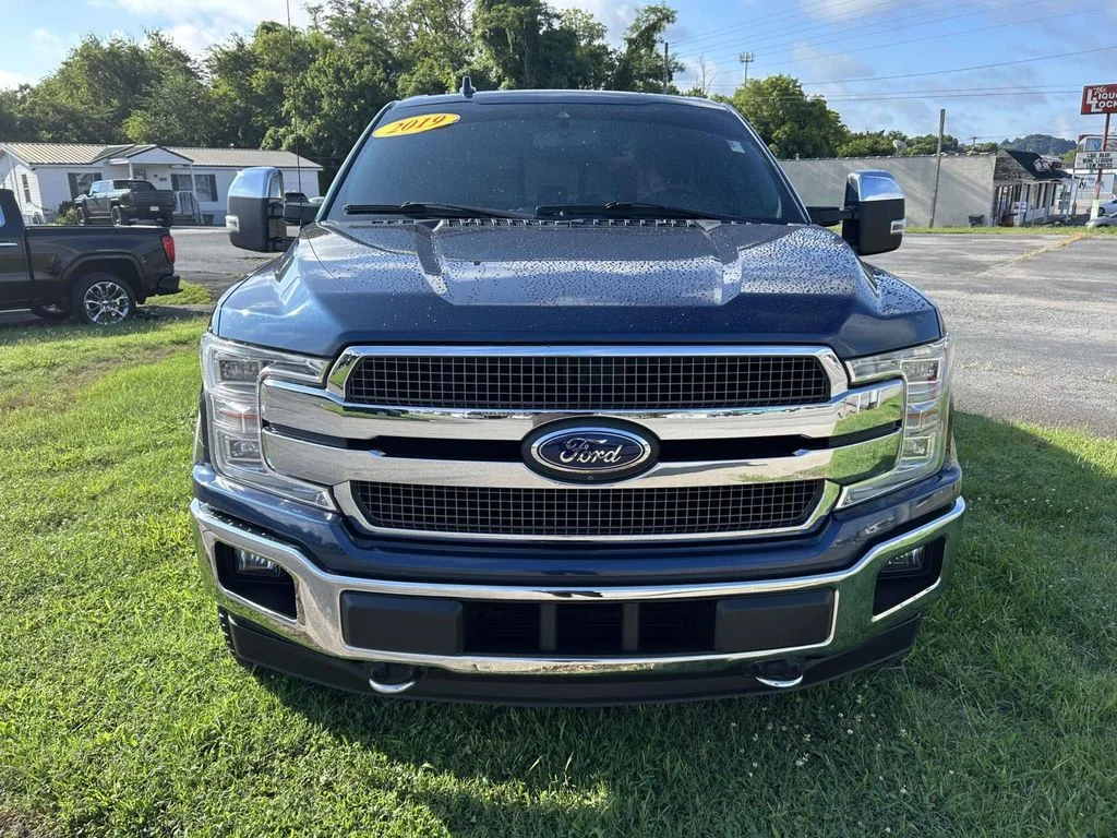 Used 2019 Blue Ford King Ranch image 9