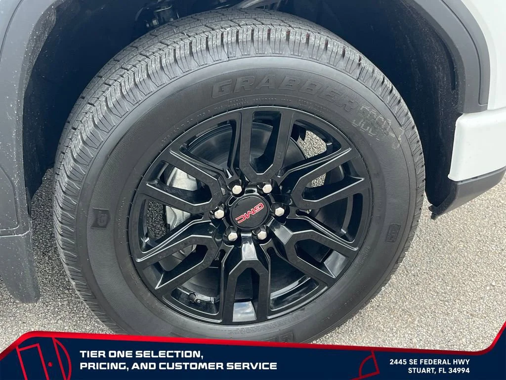 New 2026 Summit White GMC Elevation image 21