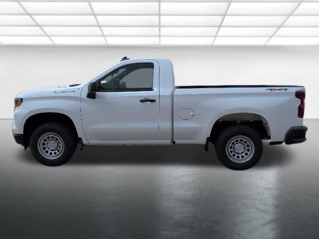 New 2026 Summit White Chevrolet WT image 18