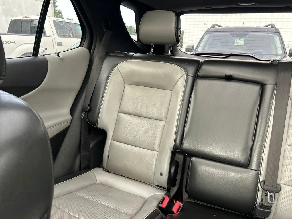 Used 2018 Cajun Red Tintcoat Chevrolet Premier image 12