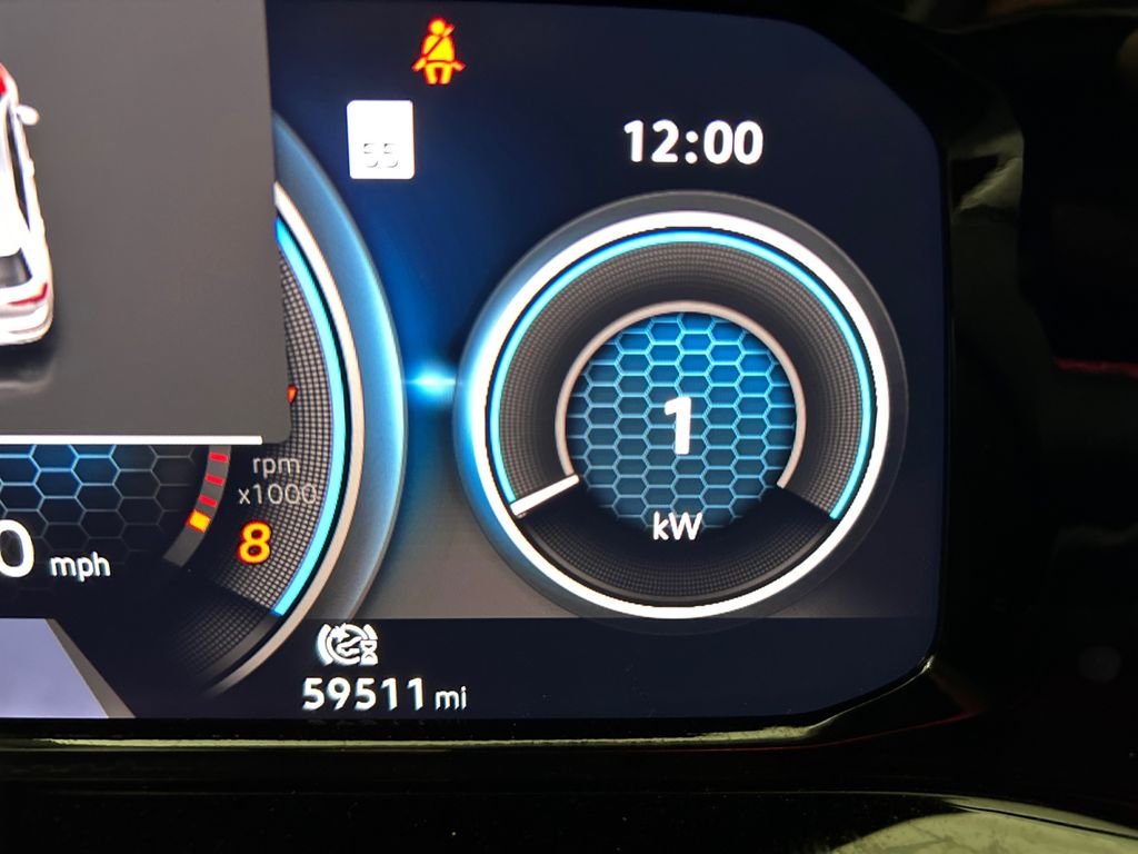 Used 2022 White Volkswagen Autobahn image 10