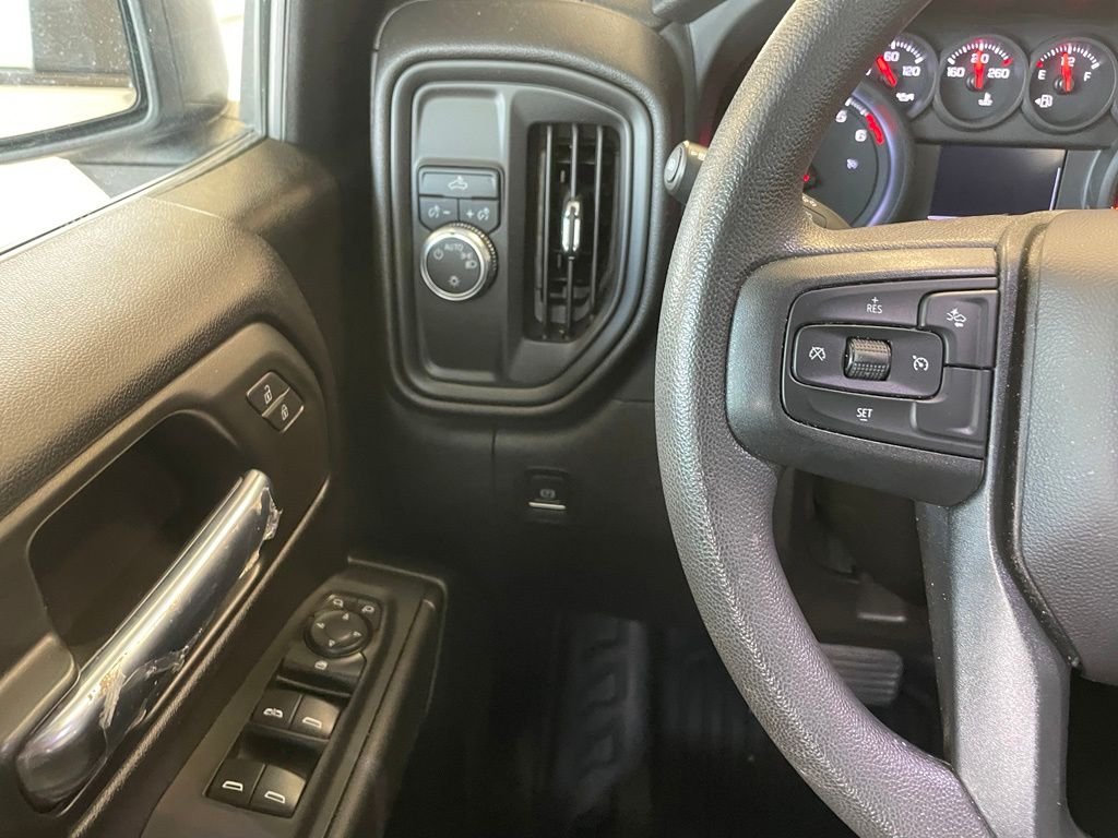 Used 2025 White GMC Pro image 12
