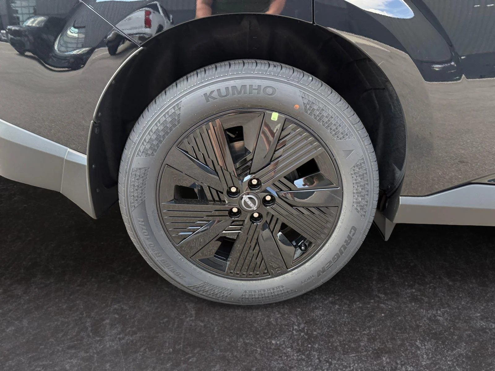 New 2026 Super Black Nissan SV image 28