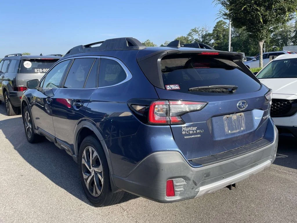 Used 2020 Abyss Blue Pearl Subaru Limited image 3