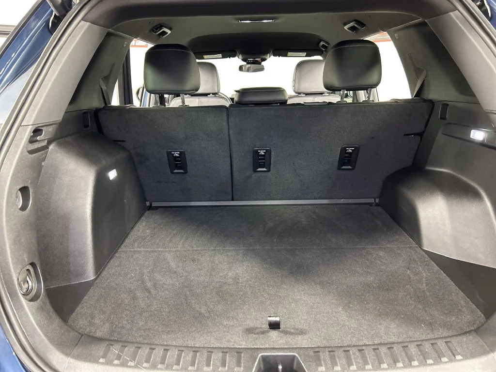 Used 2025 Blue Chevrolet LT image 19
