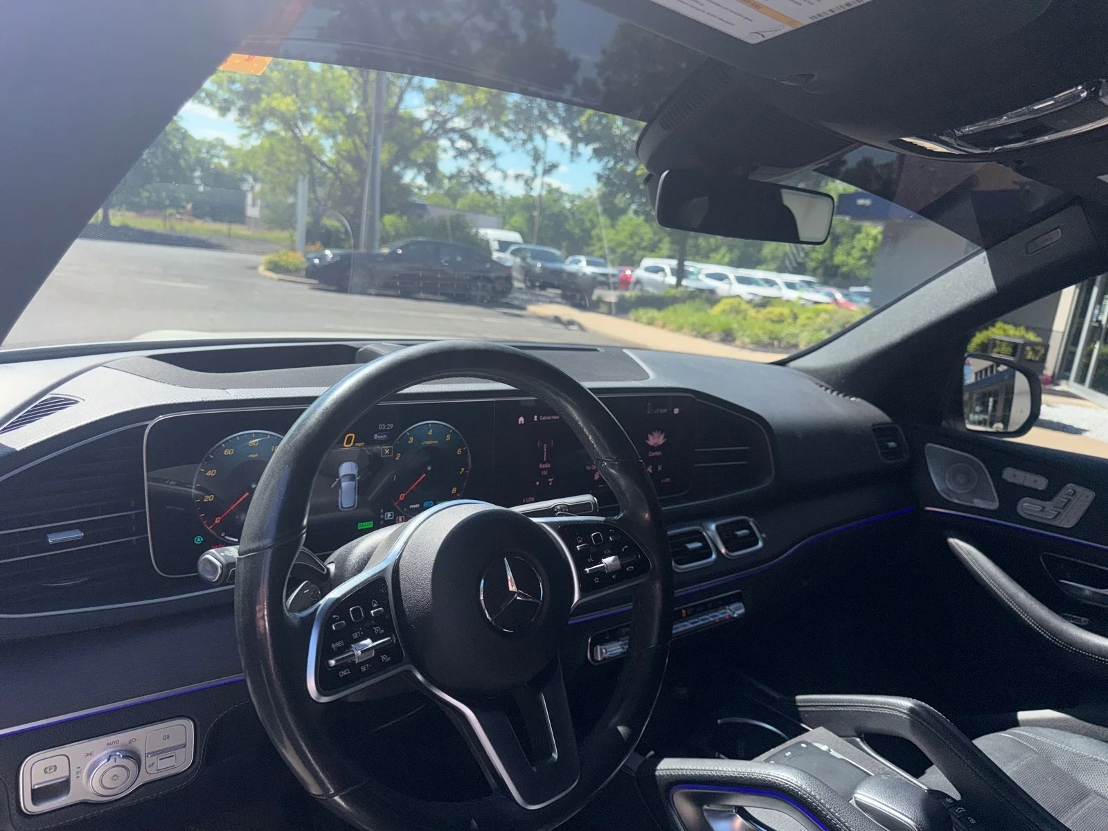 Used 2020 Designo Diamond White Metallic Mercedes-Benz GLE 450 4MATIC® image 2