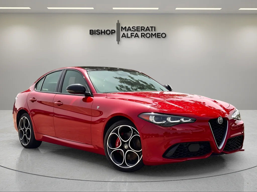 2024 Alfa Romeo Giulia Ti AWD's photo