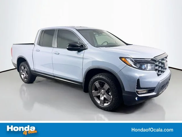 Used 2024 Sonic Gray Pearl Honda TrailSport image 1