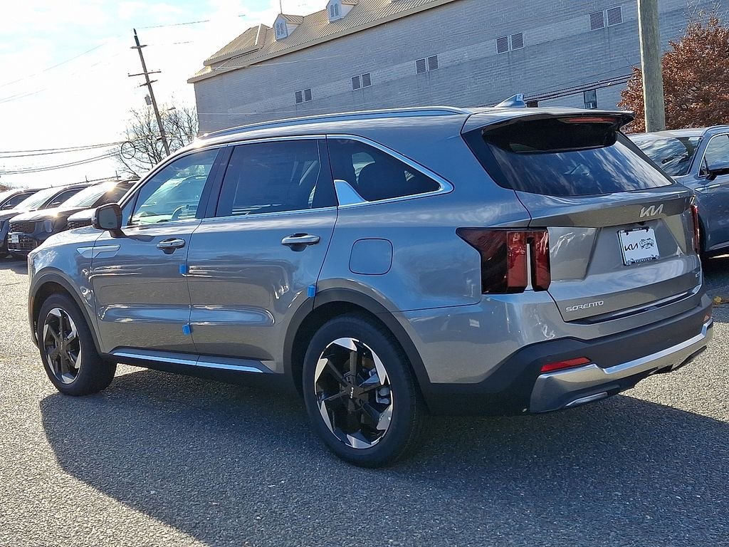 New 2026 Gray Kia EX image 3