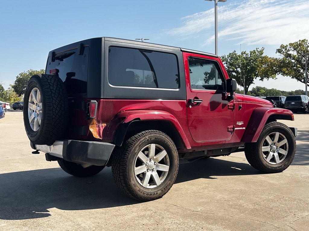 Used 2012 Red Jeep Sahara image 5