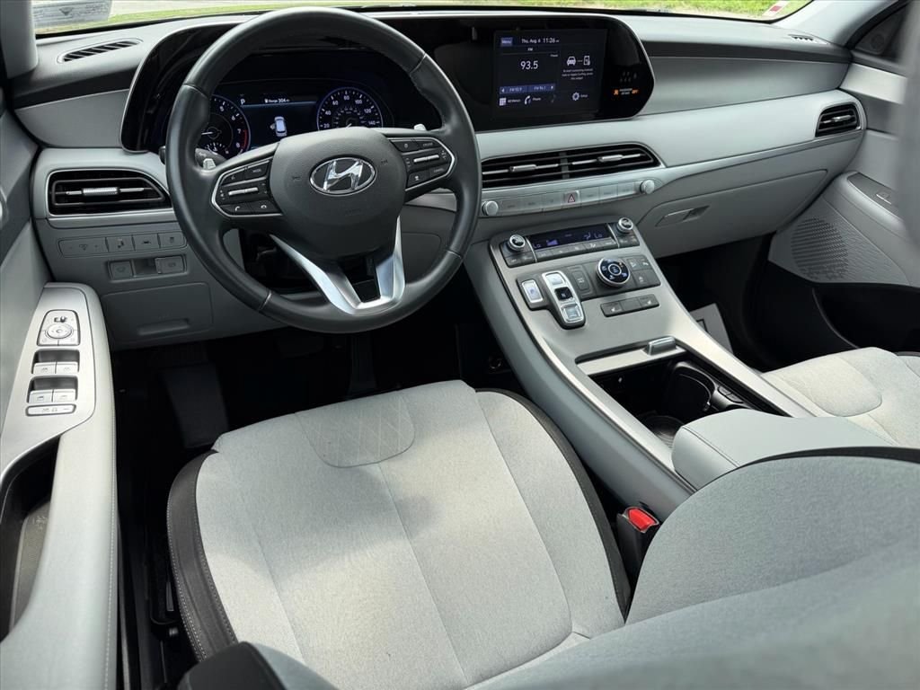Used 2022 White Hyundai SEL image 5