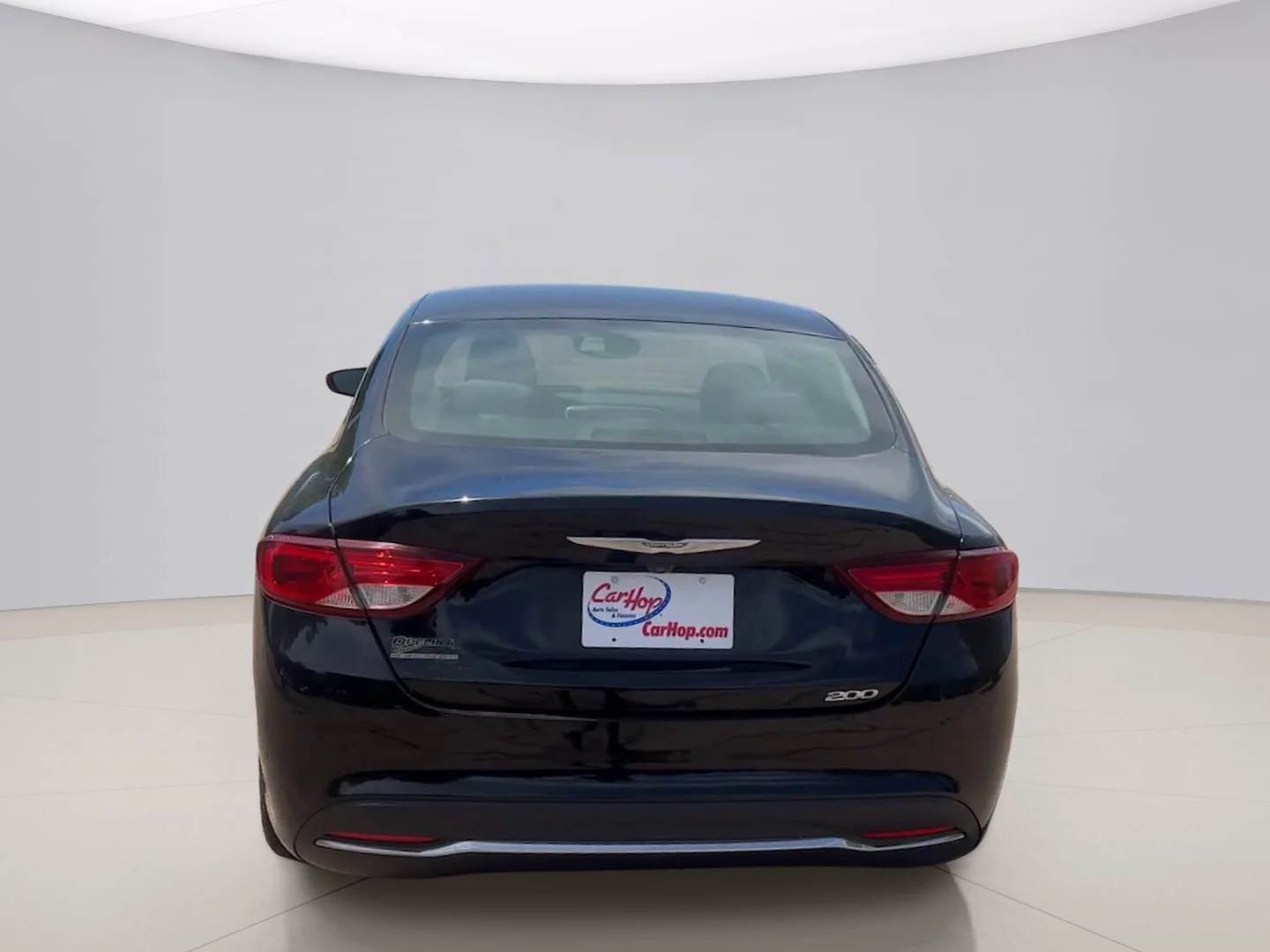 Used 2015 Black Chrysler LIMITED image 4
