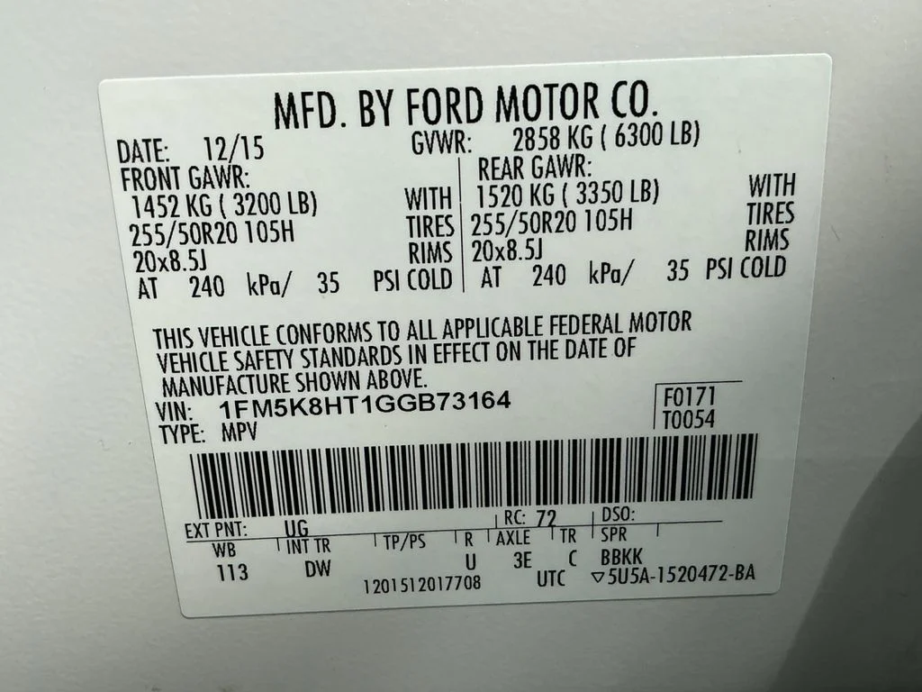 Used 2016 White Ford Platinum image 25