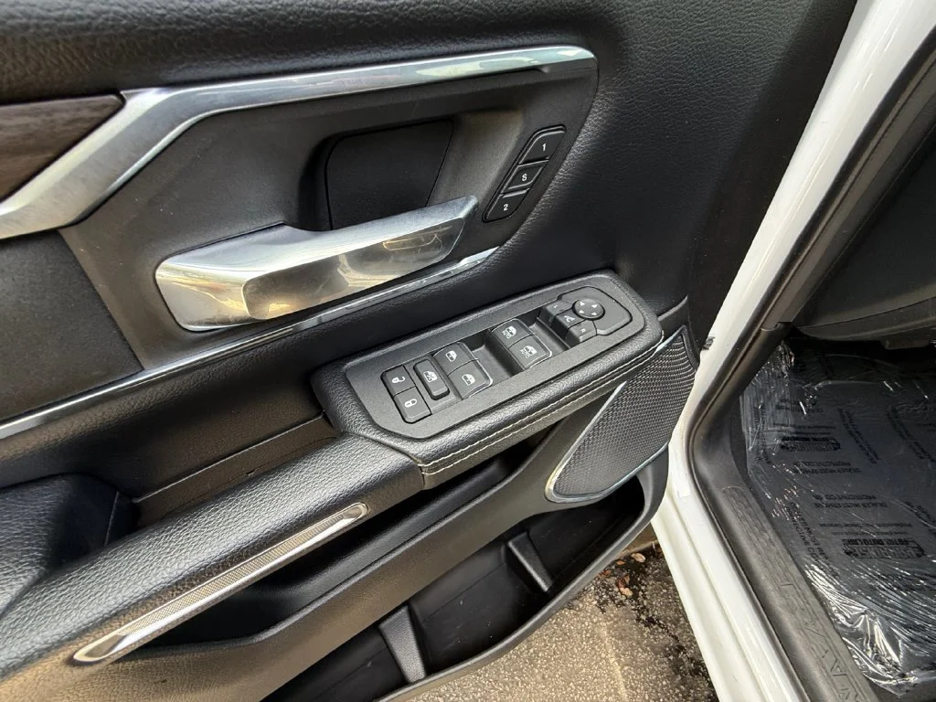 Used 2025 White Ram Laramie image 11