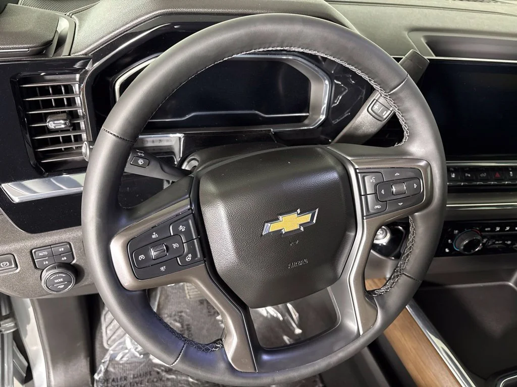 Used 2024 Gray Chevrolet High Country image 42