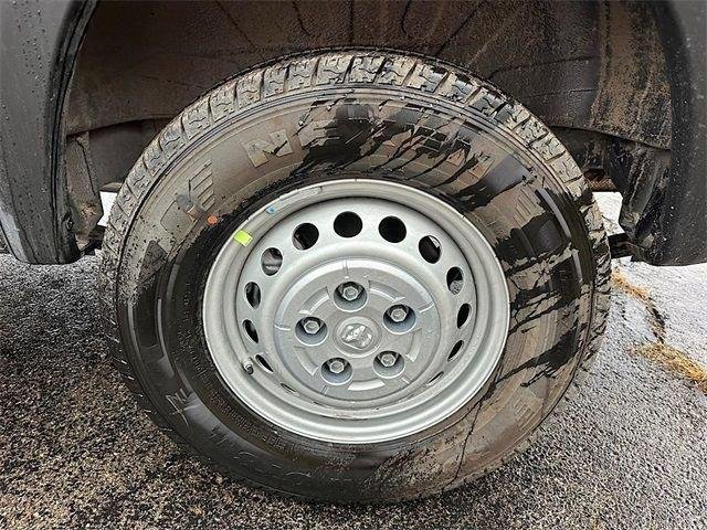 New 2026 Granite Crystal Metallic Clear-Coat Exterior Paint RAM Tradesman image 27
