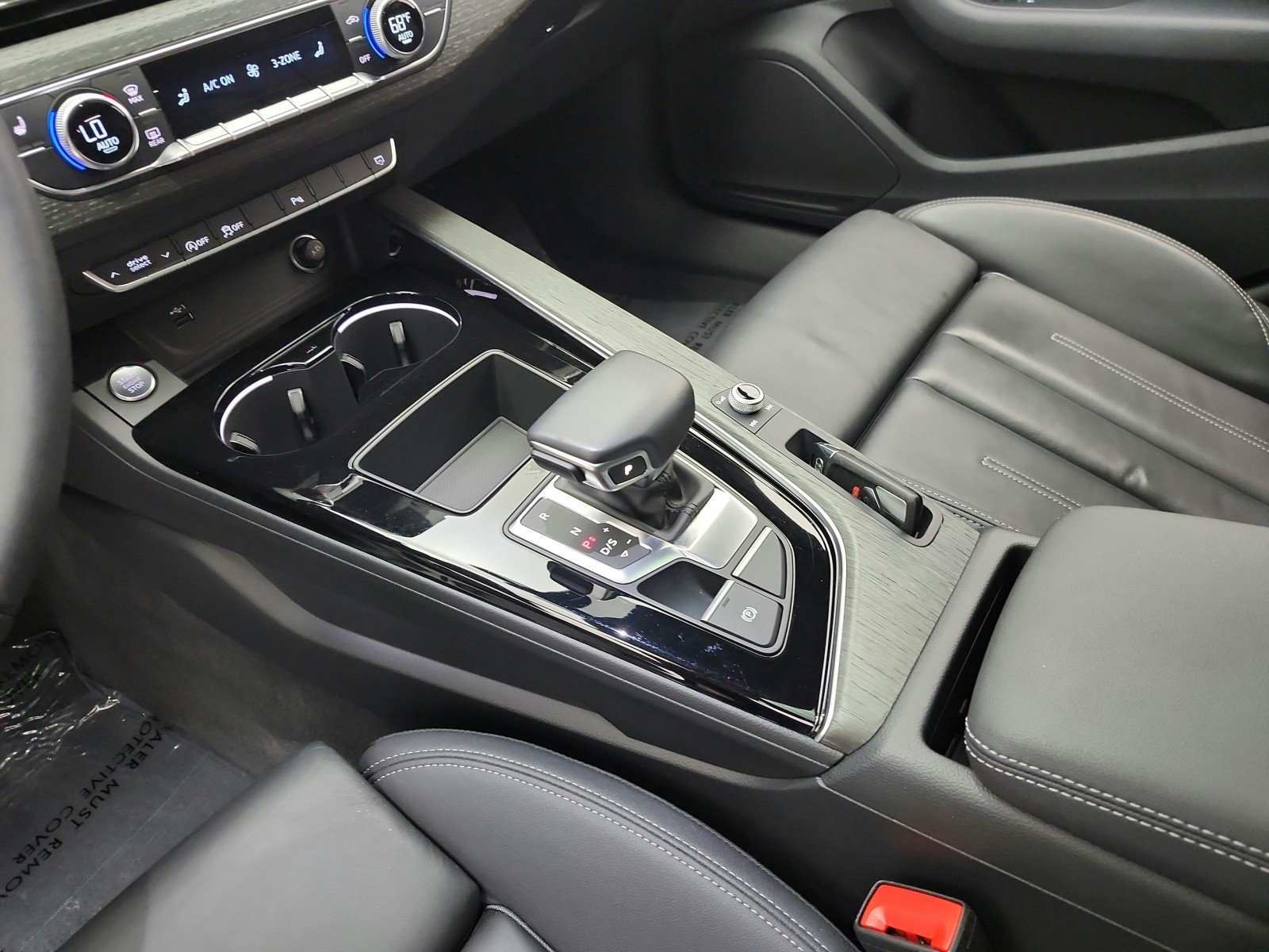 Used 2023 Glacier White Metallic Audi S line Premium image 11