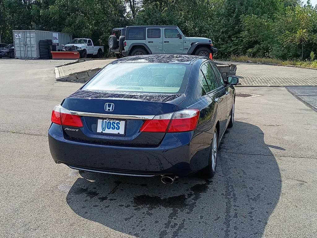 Used 2014 Obsidian Blue Pearl Honda EX image 3