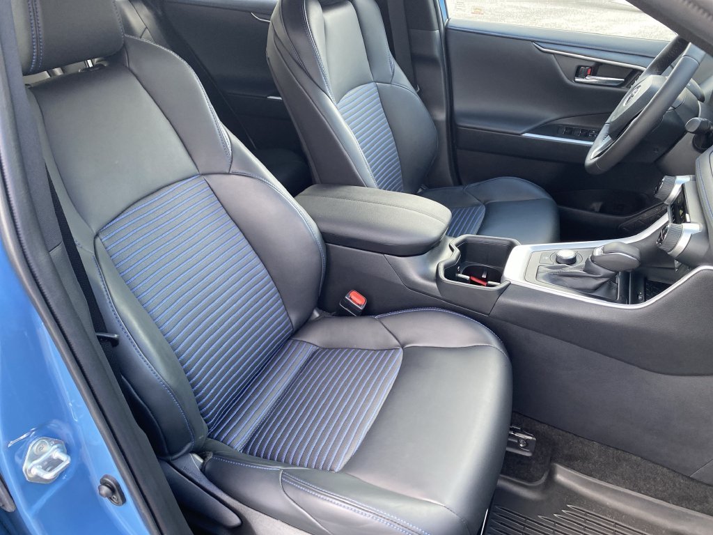 2024 Toyota RAV4 XSE - Photo 35