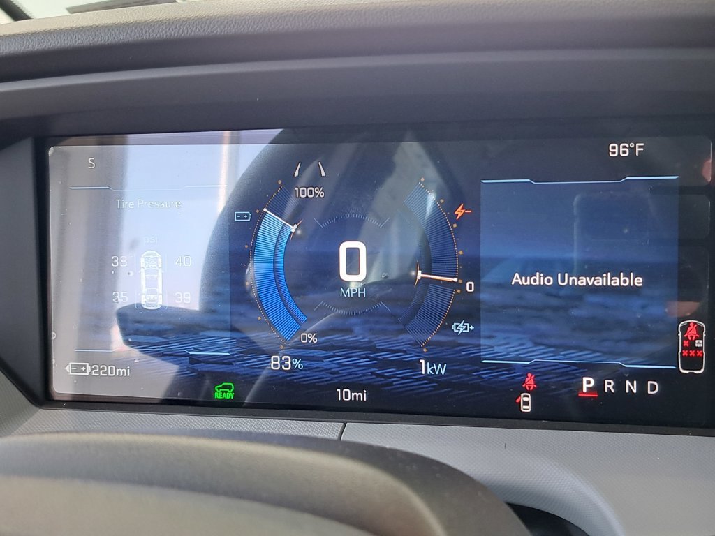 2027 Chevrolet Bolt RS - Photo 8