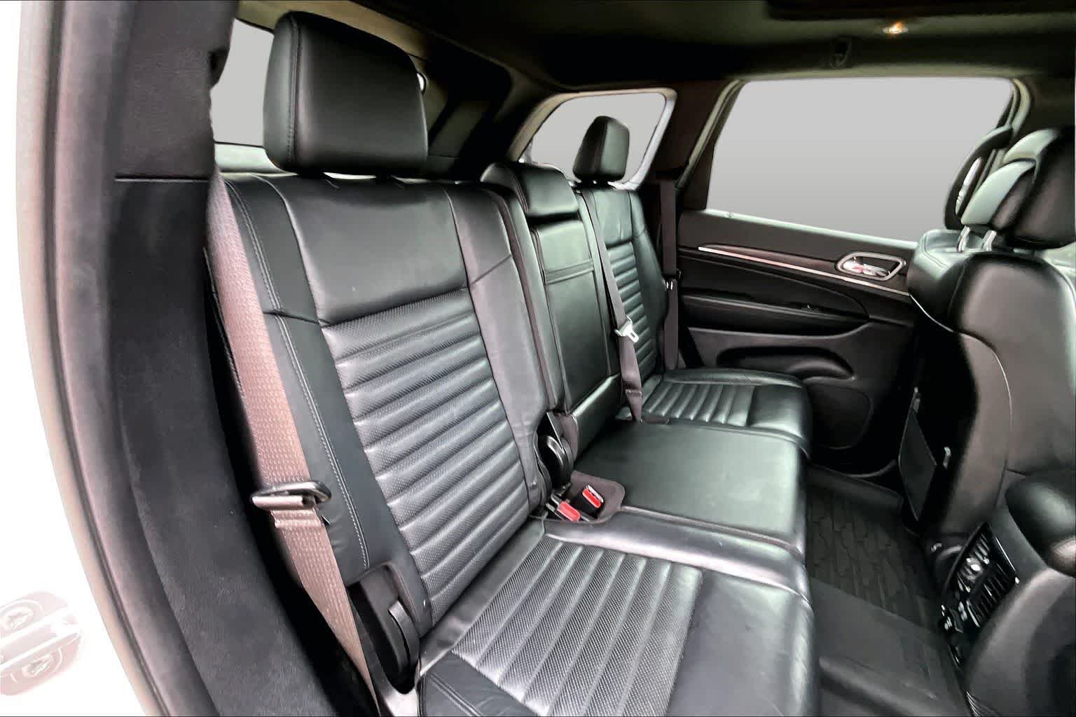 Used 2020 Bright White Clearcoat Jeep Limited X image 20