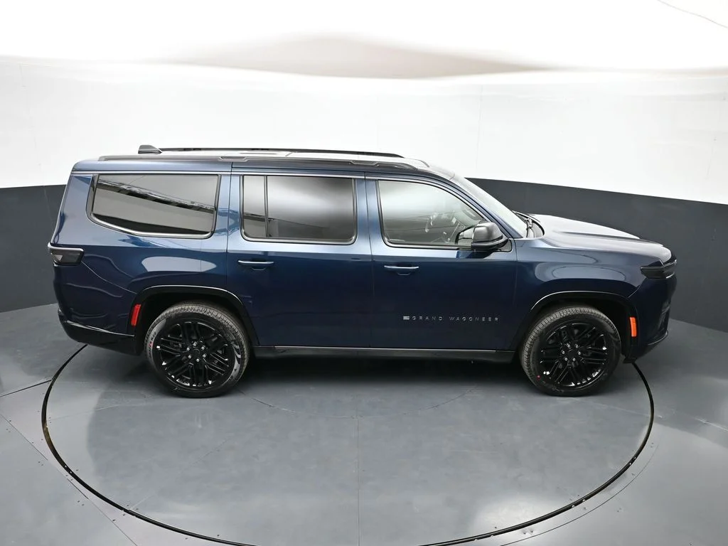 New 2026 Fathom Blue Pearl-Coat Exterior Paint (Late Availability) Jeep Limited Reserve image 49
