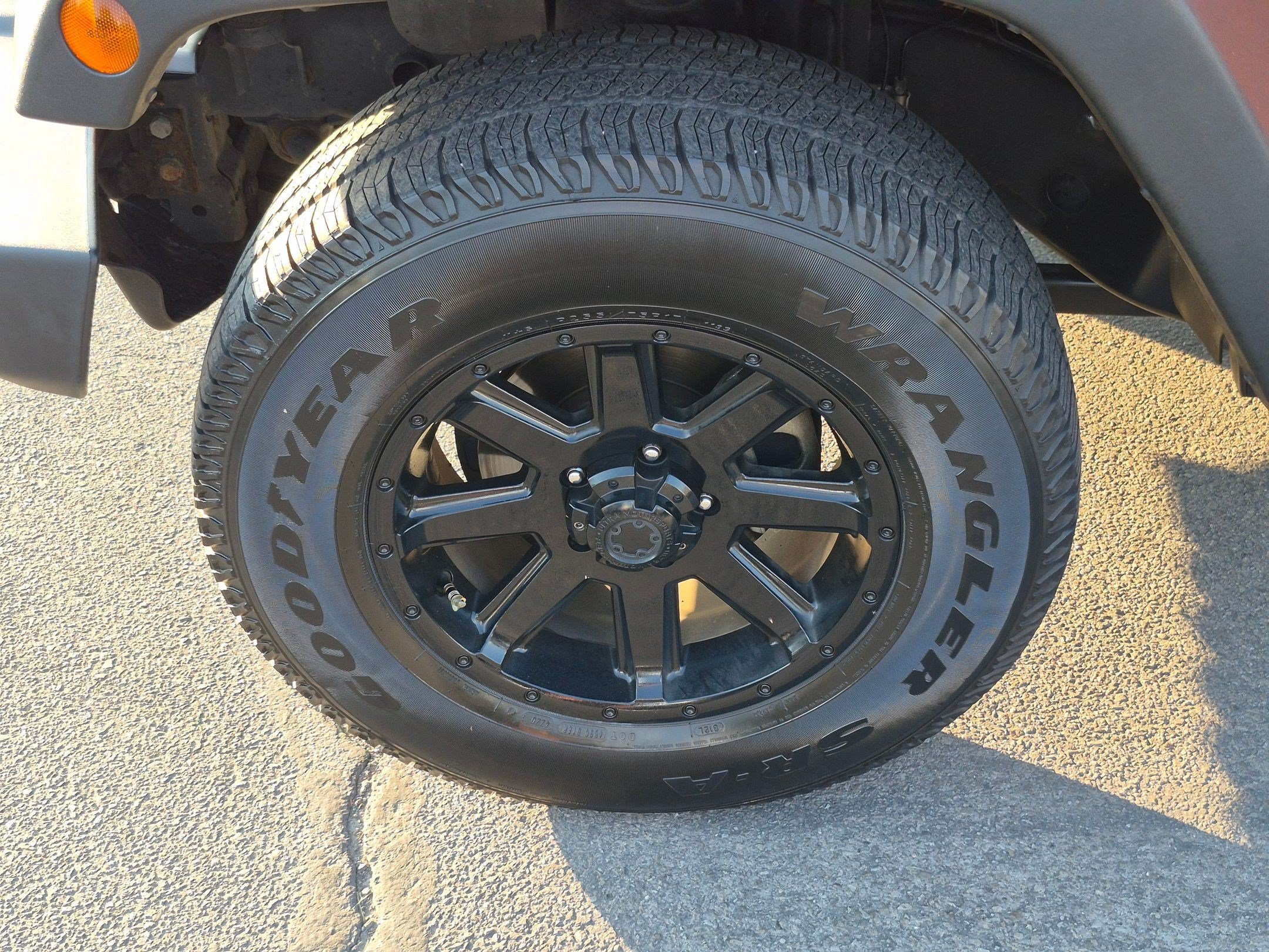 Used 2013 Crush Clearcoat Jeep Sport image 11
